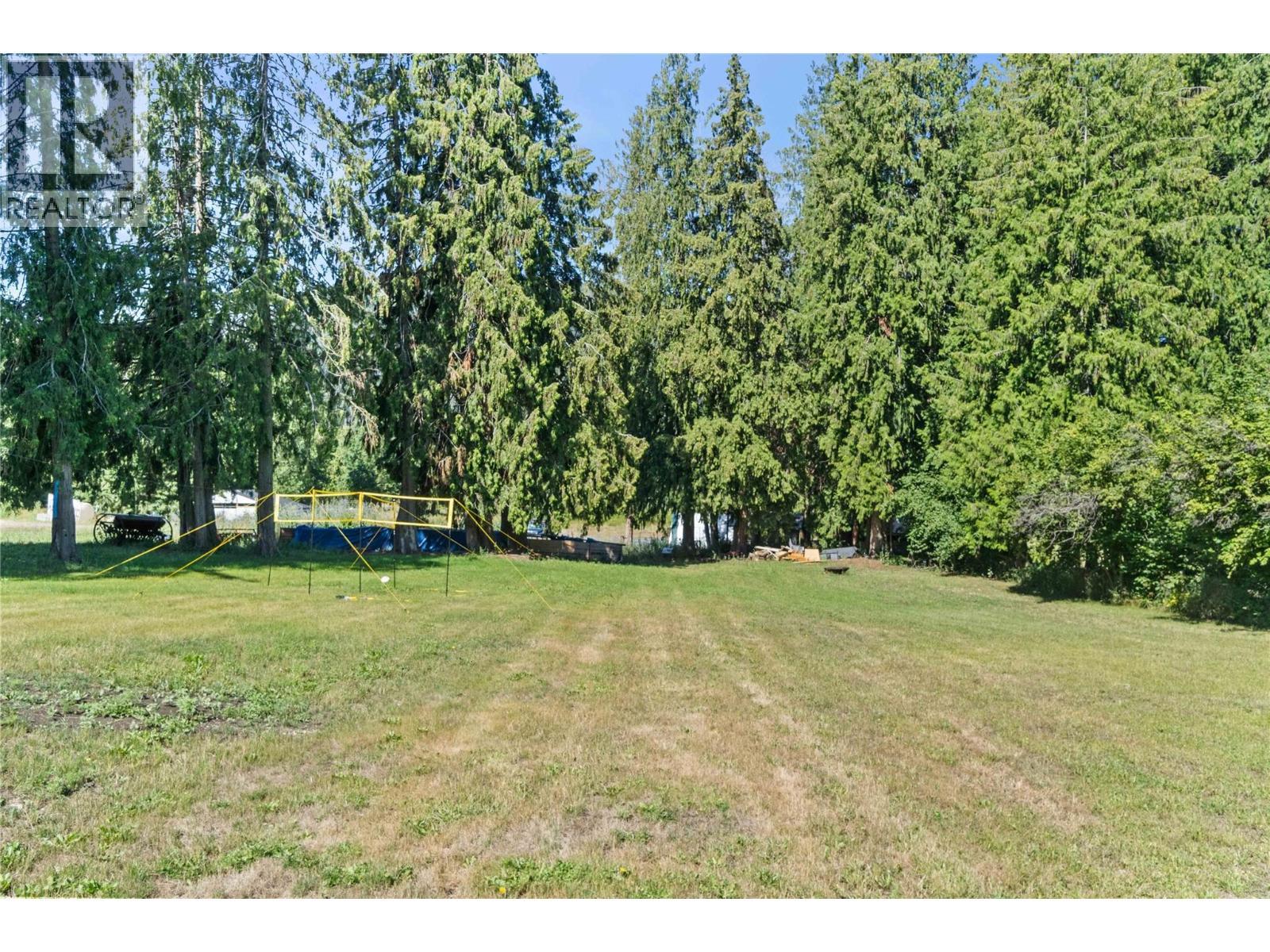 22 Parsons Road, Mara, BC - Outdoor