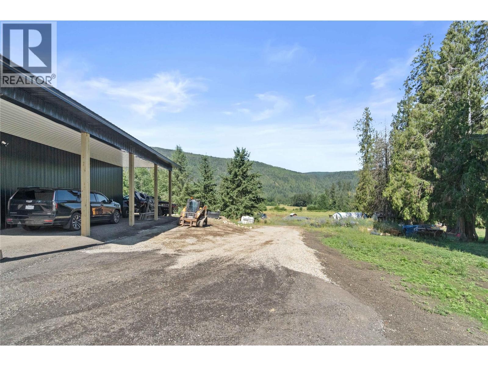22 Parsons Road, Mara, BC - Outdoor