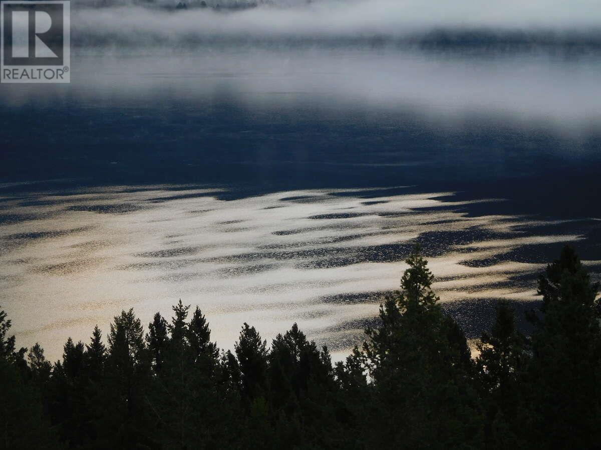 6074 Bella Vista Boulevard, Fairmont Hot Springs, BC