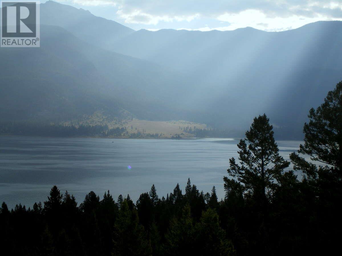 6074 Bella Vista Boulevard, Fairmont Hot Springs, BC