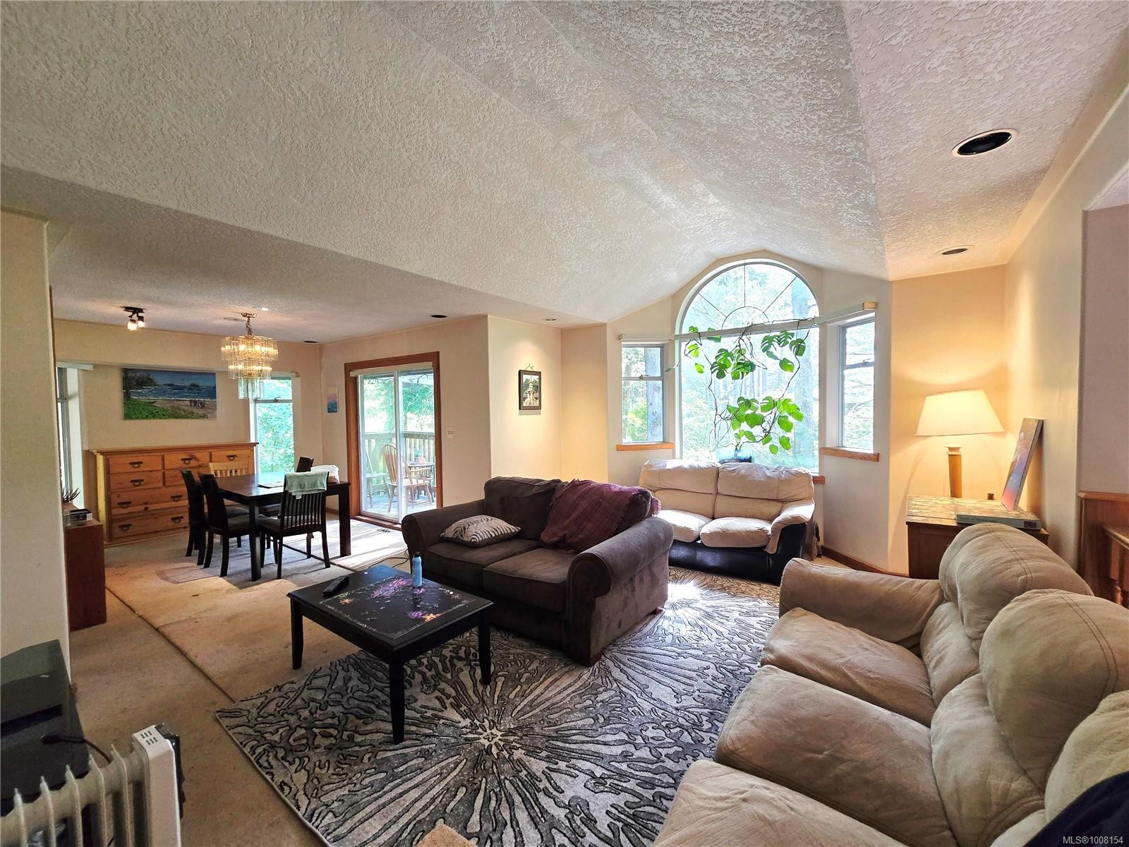 1294 Lynn Rd, Tofino, BC