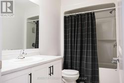 2nd floor full bath -