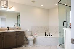ensuite bath -