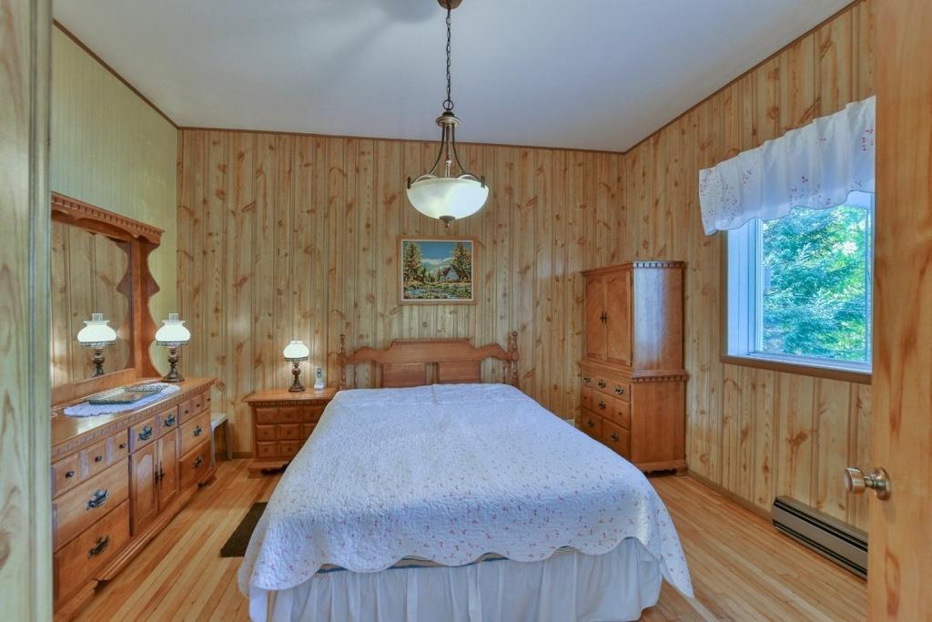 Bedroom - 1791 Rue Principale, Mont-Blanc, QC - Indoor Photo Showing Bedroom