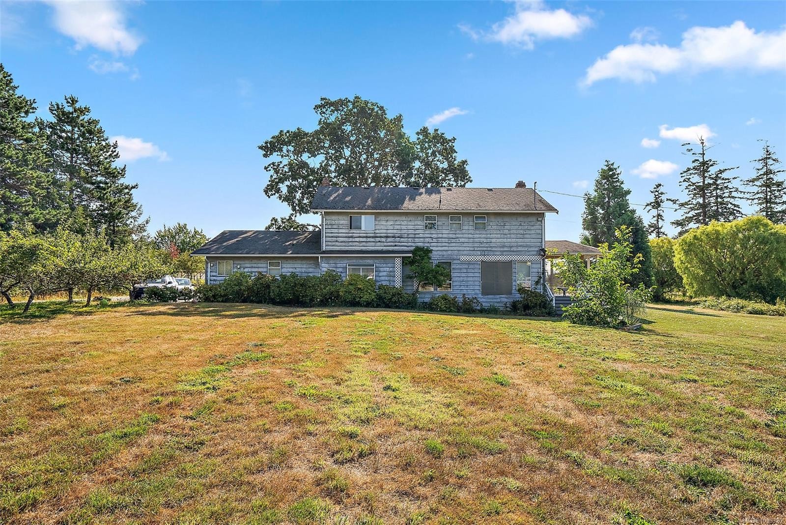 10650 West Saanich Rd, North Saanich, BC