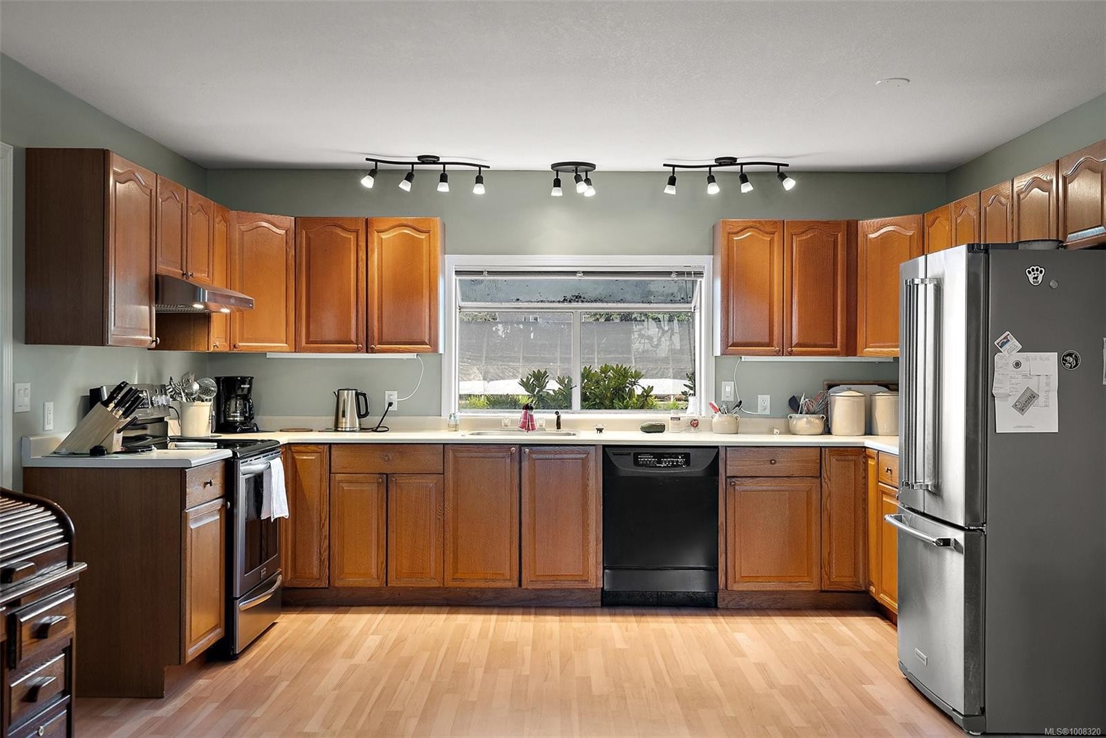 10650 West Saanich Rd, North Saanich, BC