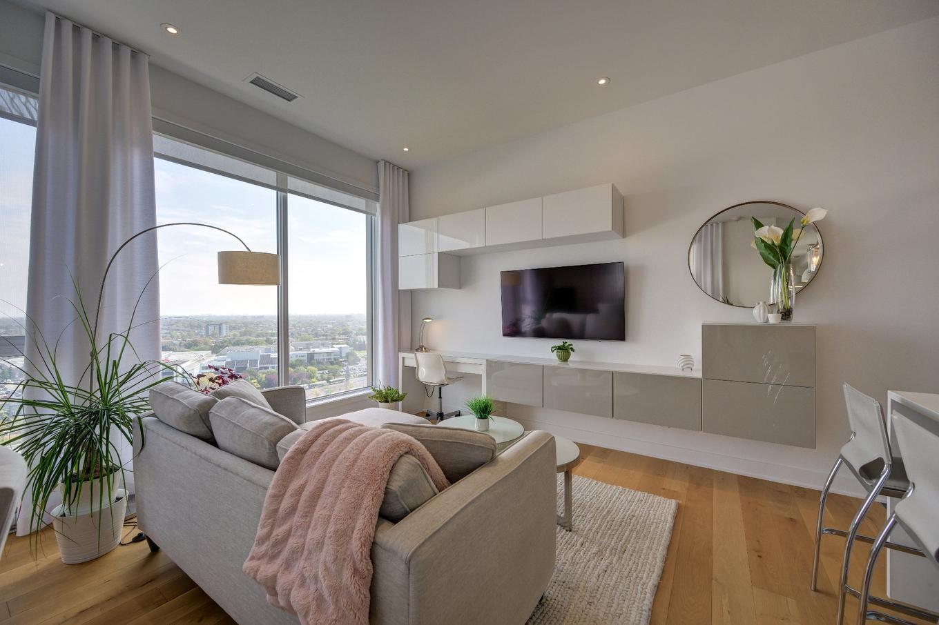 Salon - 1702-1400 Rue Lucien-Paiement, Laval (Laval-Des-Rapides), QC - Indoor Photo Showing Living Room