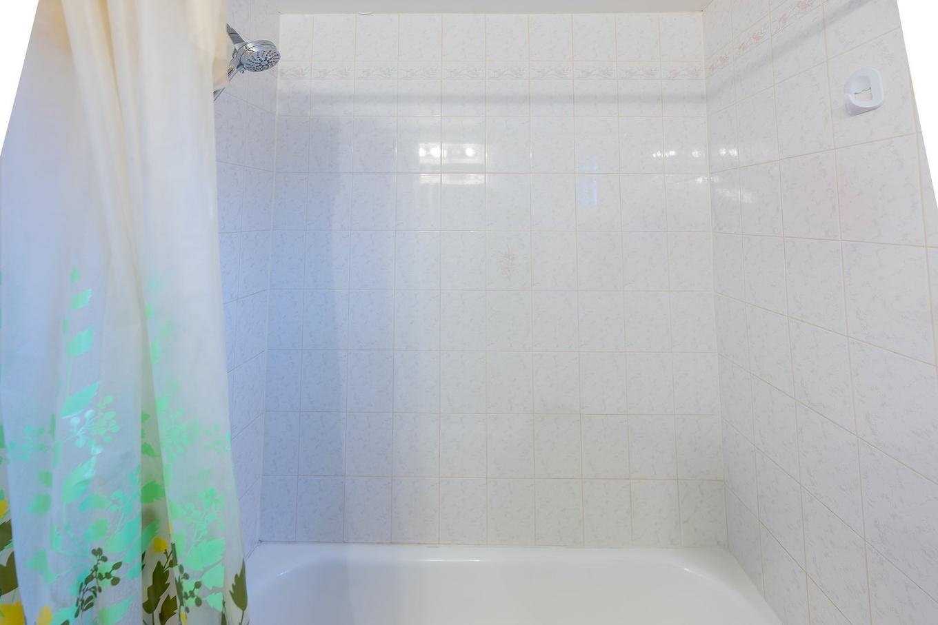 Salle de bains - 12267 Place Philippe-Lebon, Montréal (Rivière-Des-Prairies/Pointe-Aux-Trembles), QC - Indoor Photo Showing Bathroom