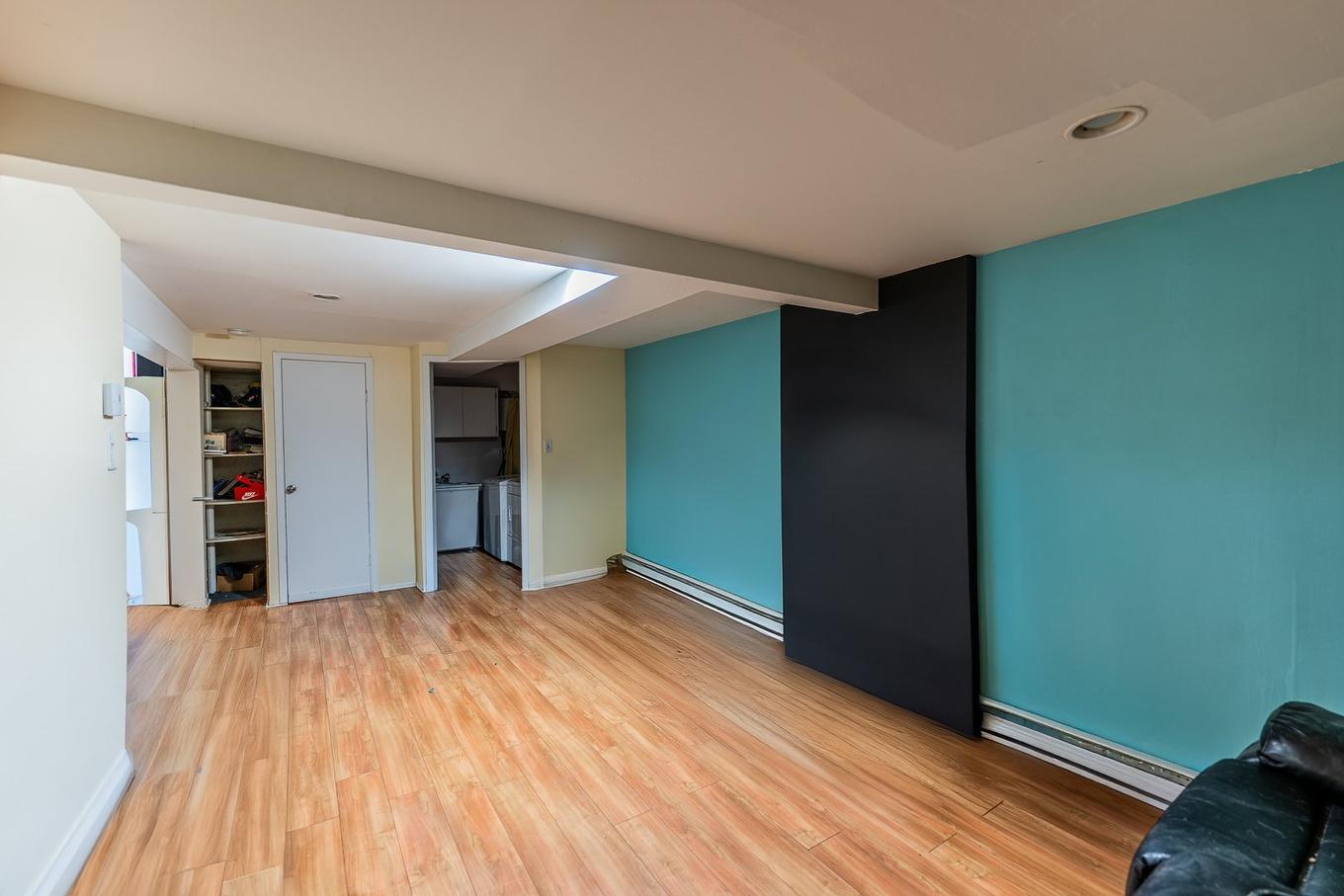 Salle familiale - 12267 Place Philippe-Lebon, Montréal (Rivière-Des-Prairies/Pointe-Aux-Trembles), QC - Indoor