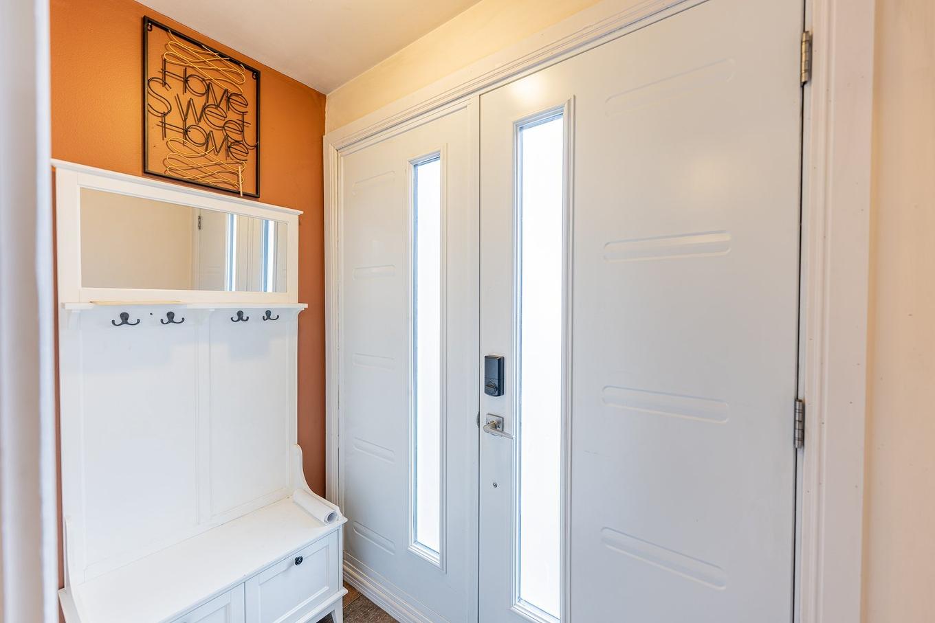 Hall d'entrée/Vestibule - 12267 Place Philippe-Lebon, Montréal (Rivière-Des-Prairies/Pointe-Aux-Trembles), QC - Indoor Photo Showing Other Room