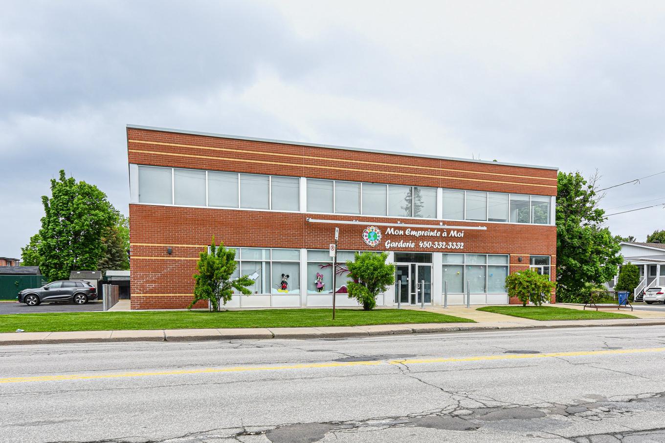 Frontage - 201-1005 Boul. Curé-Poirier O., Longueuil (Le Vieux-Longueuil), QC - Outdoor