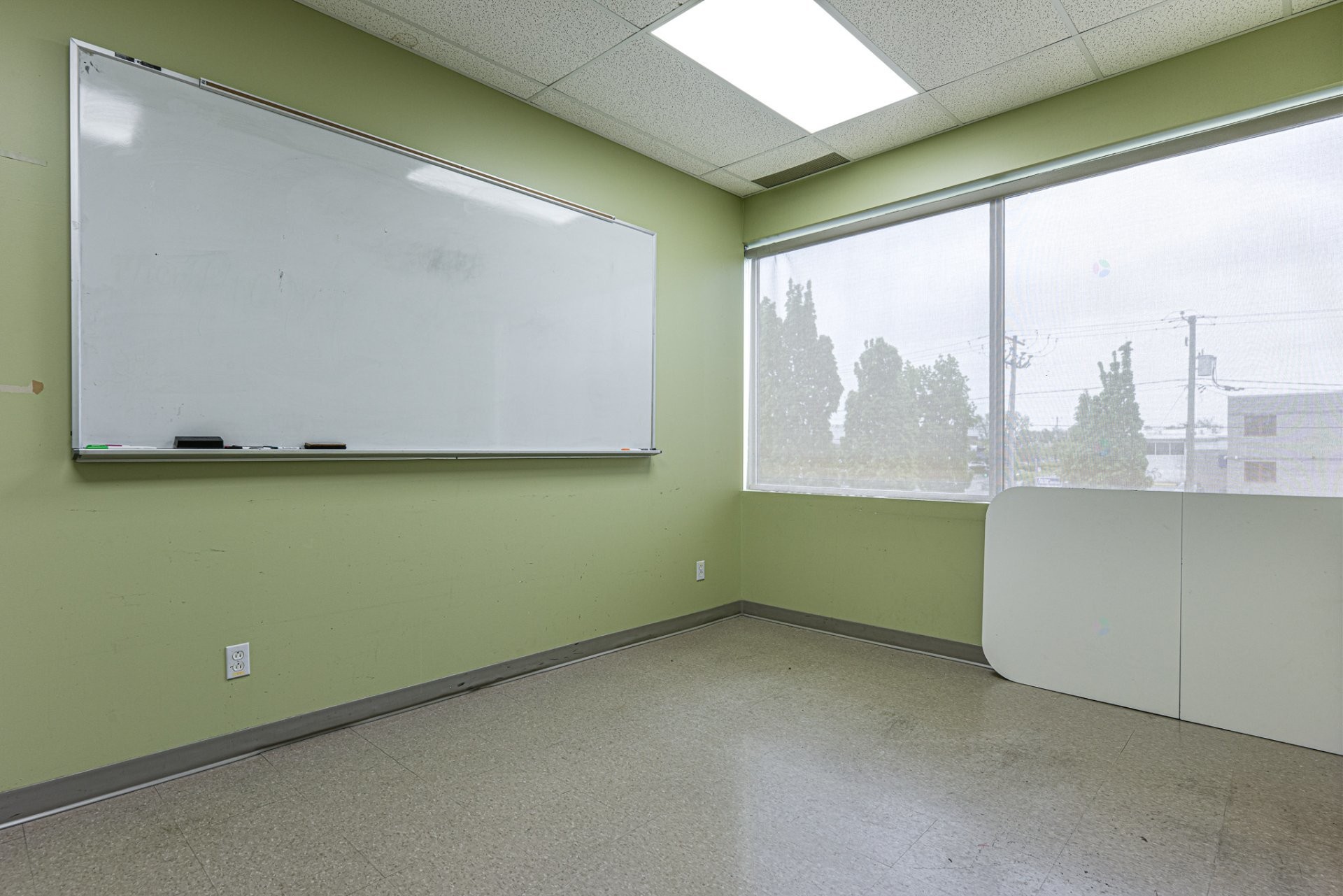 Bureau - 201-1005 Boul. Curé-Poirier O., Longueuil (Le Vieux-Longueuil), QC - Indoor Photo Showing Other Room