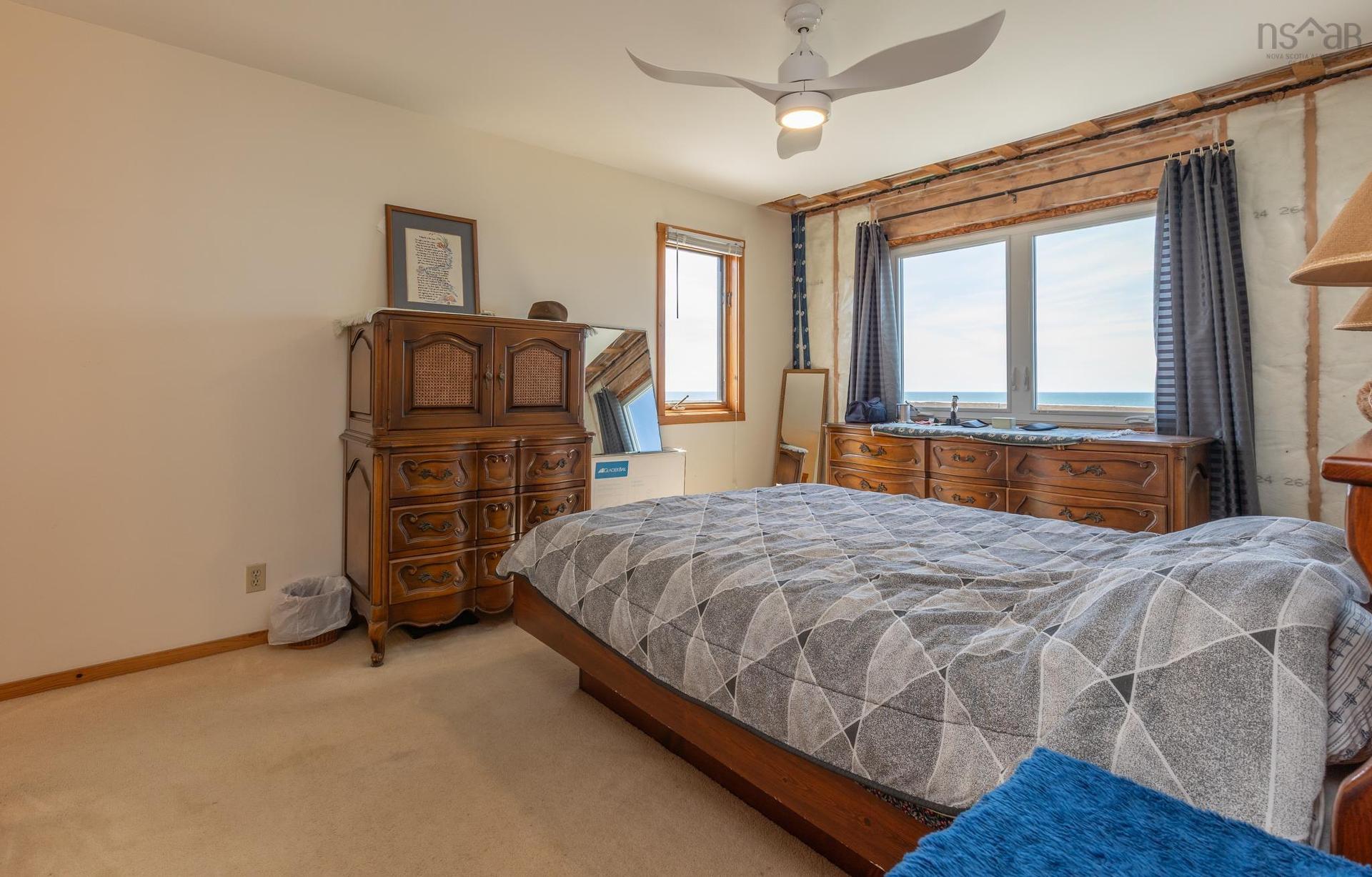 194 Thomas Road, Cape Forchu, NS - Indoor Photo Showing Bedroom