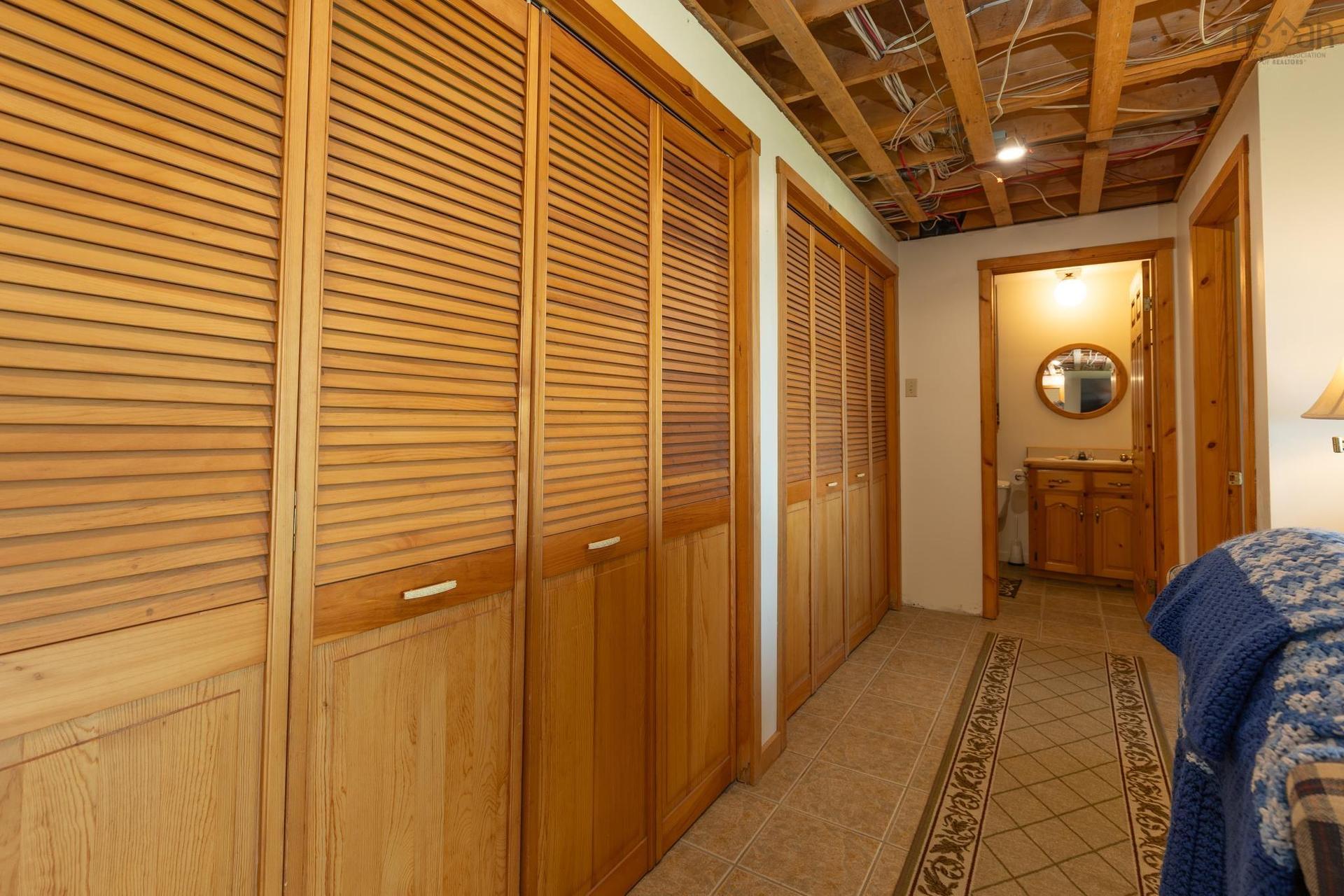 194 Thomas Road, Cape Forchu, NS - Indoor Photo Showing Other Room