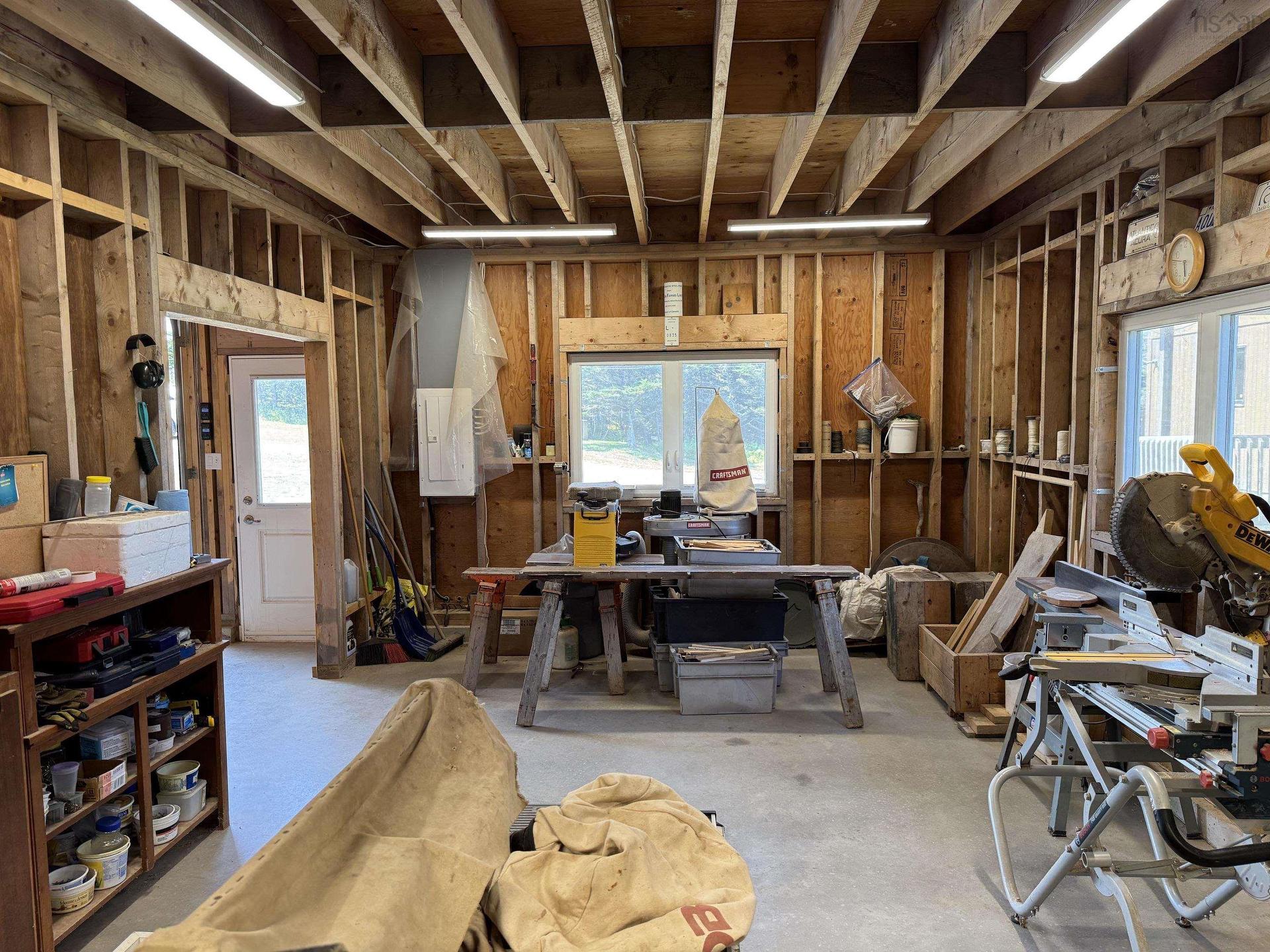 194 Thomas Road, Cape Forchu, NS - Indoor Photo Showing Basement