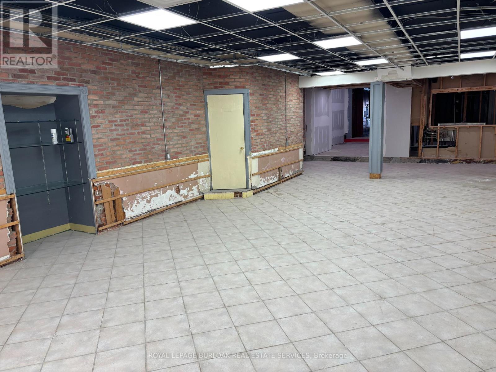 447 Brant Street, Burlington, ON