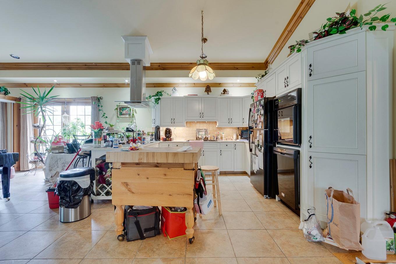 Cuisine - 5310 Boul. Des Laurentides, Laval (Auteuil), QC - Indoor Photo Showing Kitchen