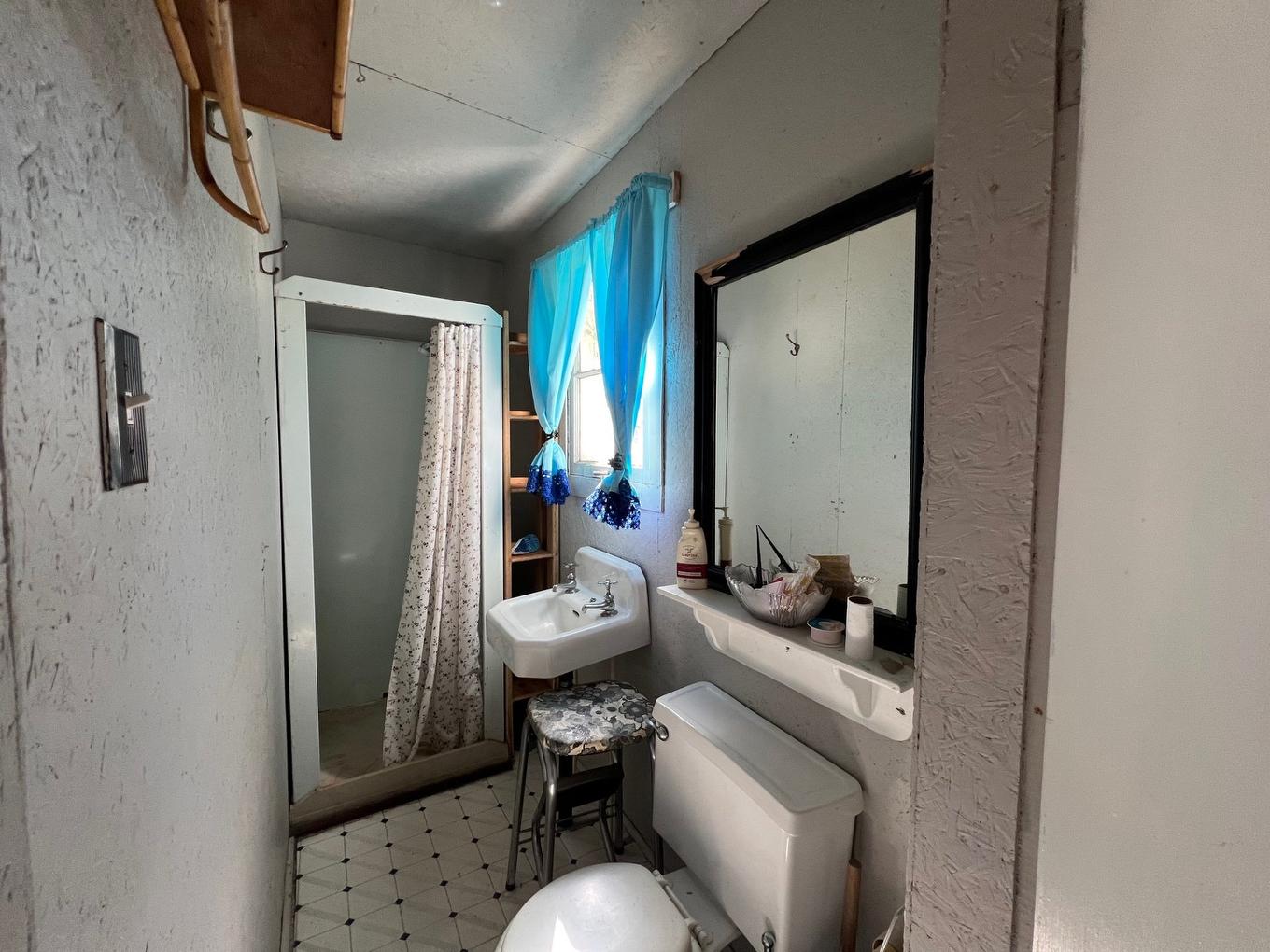 Bathroom - 871 Ch. Du Pin-Rouge, Laverlochère-Angliers, QC - Indoor Photo Showing Other Room