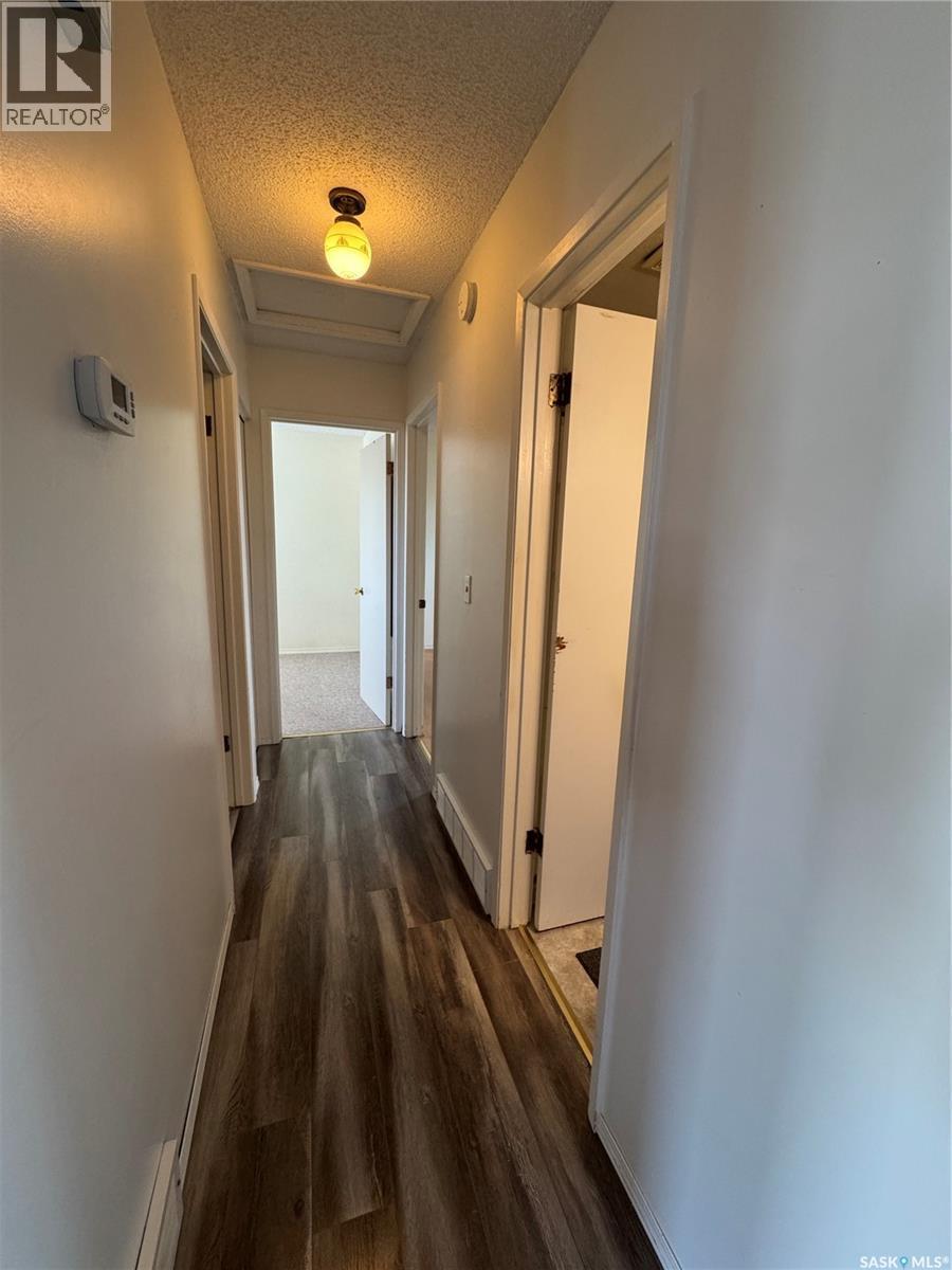 715 6Th Avenue, Hudson Bay, SK - Indoor Photo Showing Other Room
