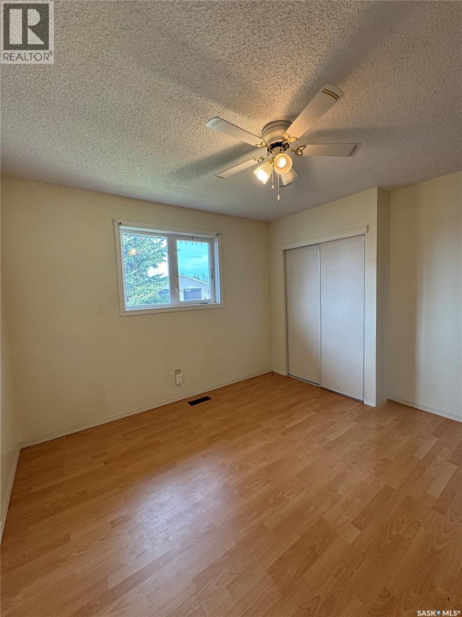 715 6Th Avenue, Hudson Bay, SK - Indoor Photo Showing Other Room