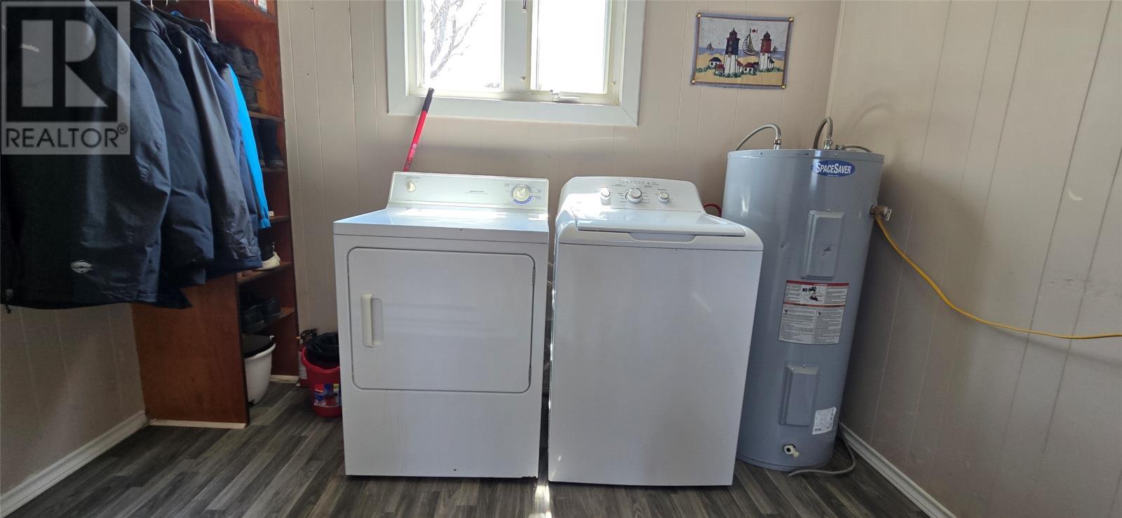 14 Logwood Drive, Fortune, NL - Indoor Photo Showing Laundry Room