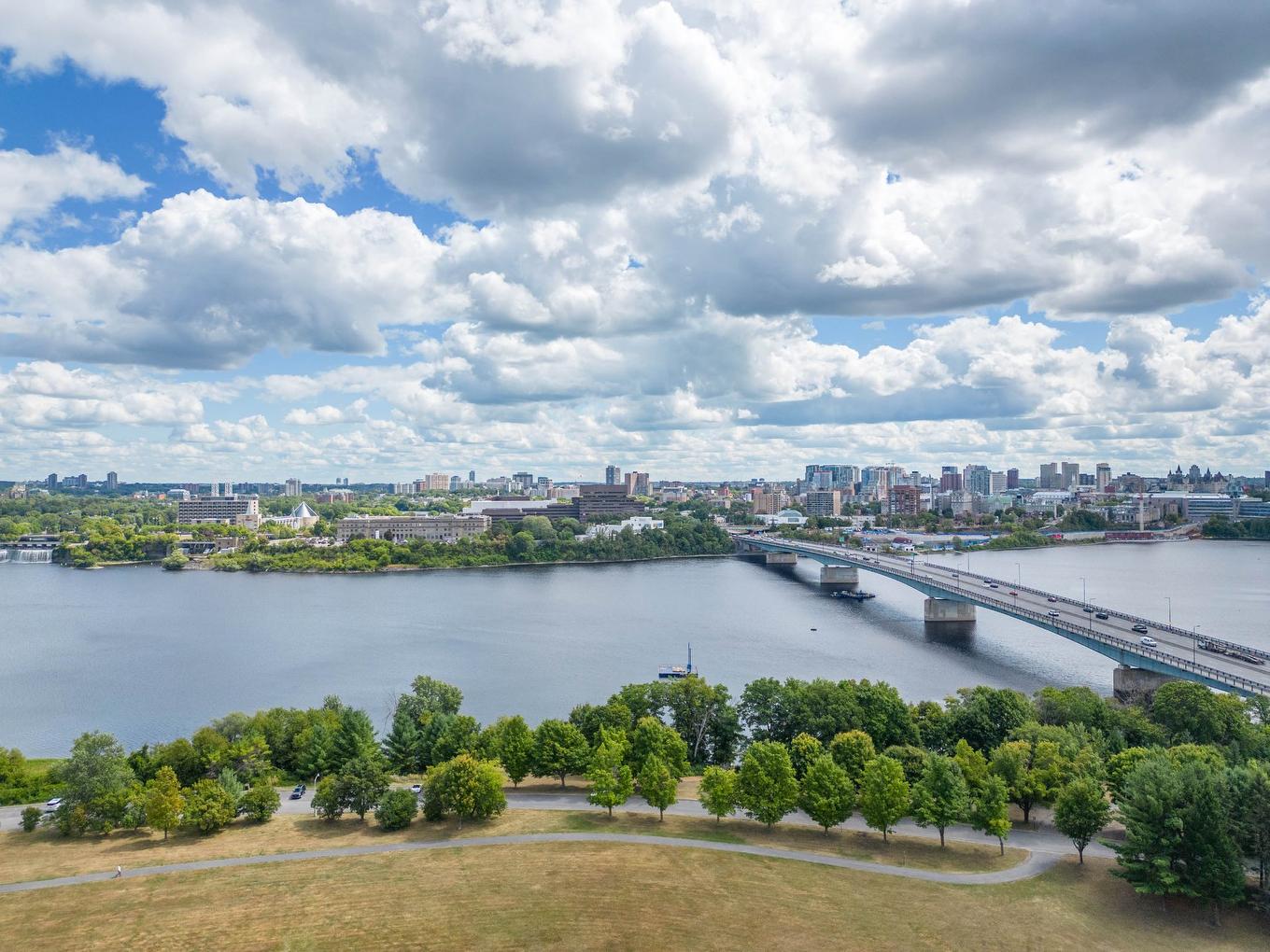 Vue sur l'eau - 2004-285 Rue Laurier, Gatineau (Hull), QC - Outdoor With Body Of Water With View