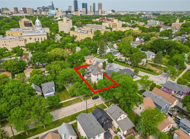 541 Langevin St, Winnipeg, MB