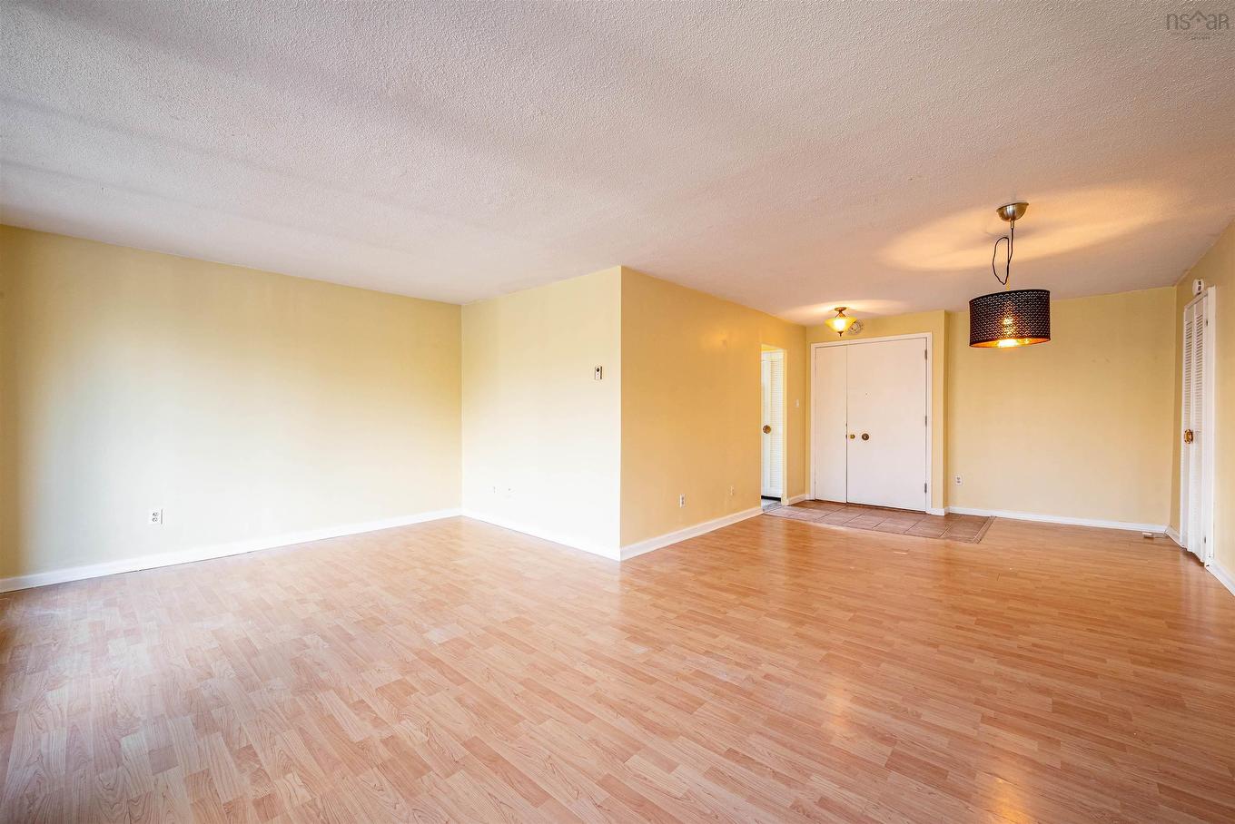 210 5959 Spring Garden Road, Halifax, NS