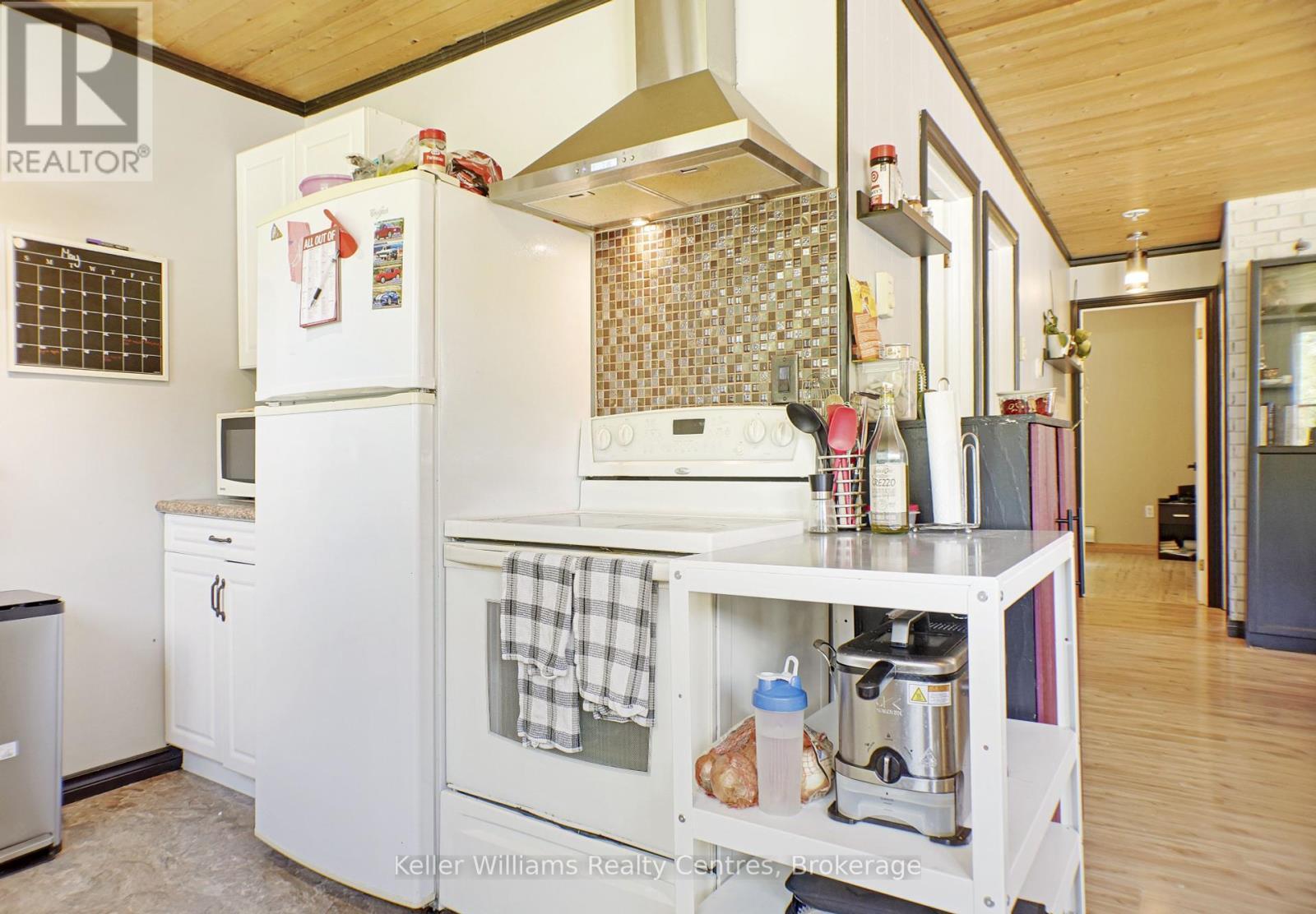 3000 Bruce 1 Road, Brockton, ON - Indoor