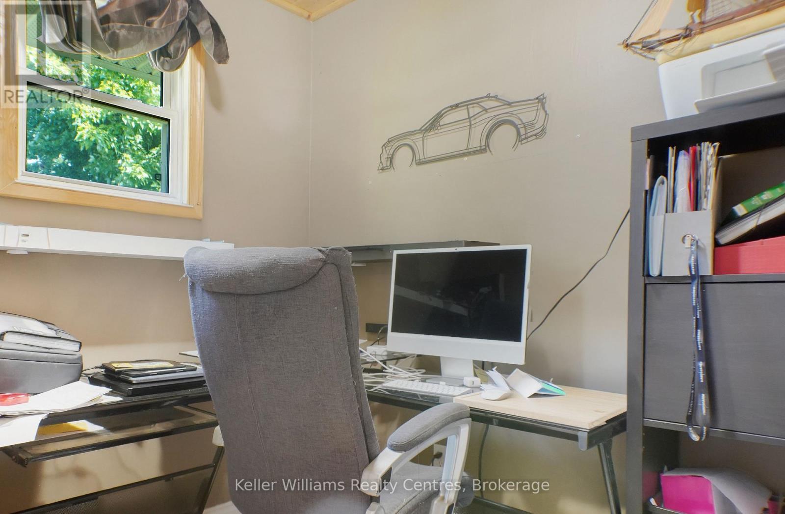 3000 Bruce 1 Road, Brockton, ON - Indoor