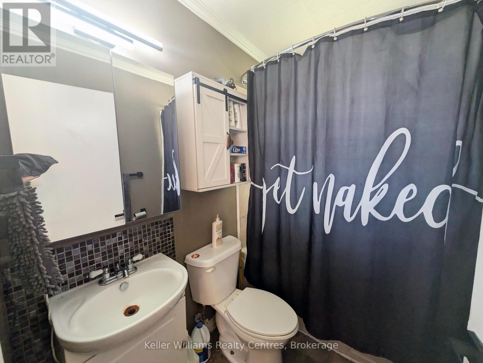 3000 Bruce 1 Road, Brockton, ON - Indoor Photo Showing Bathroom