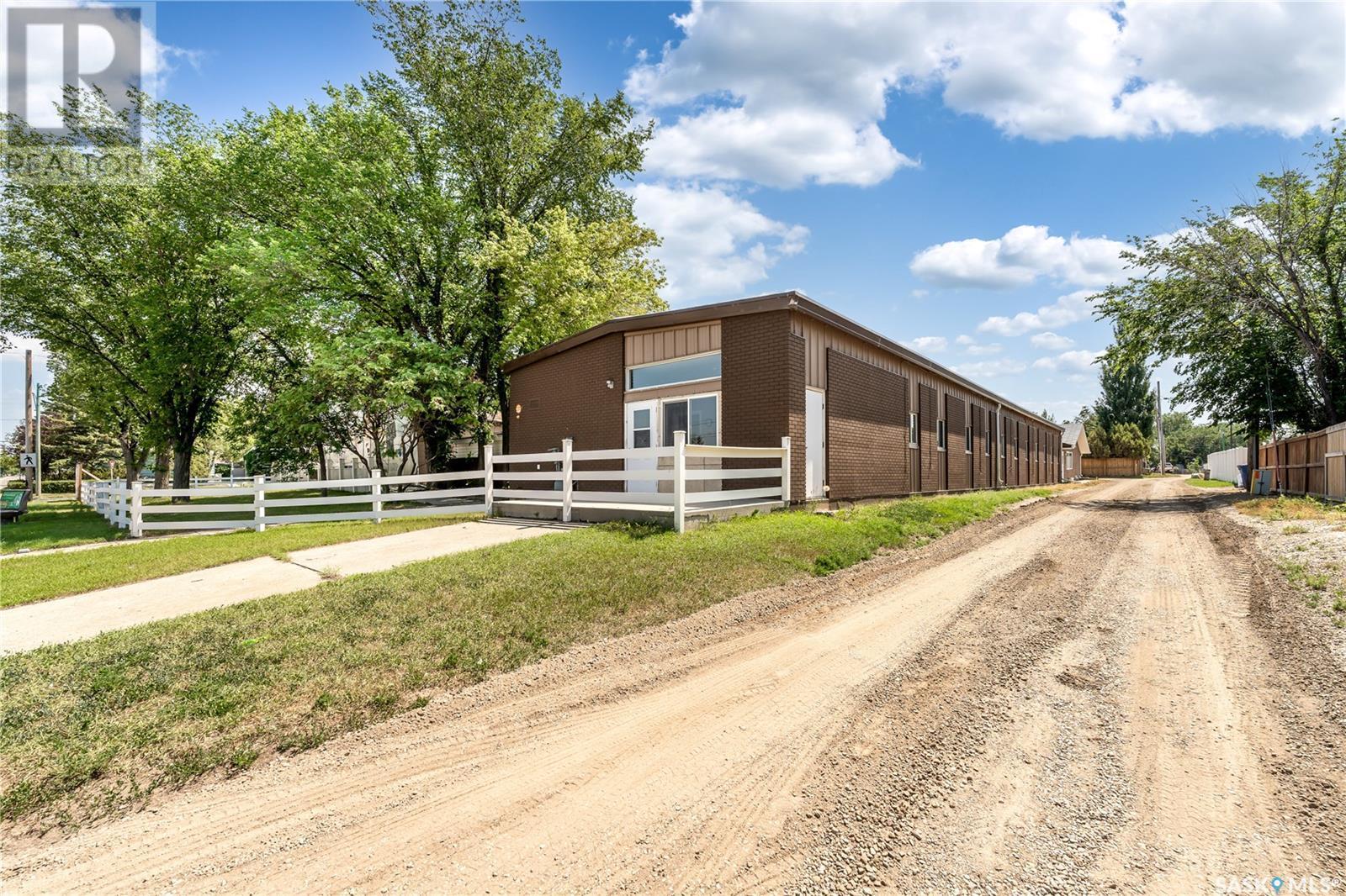 1236 3Rd Avenue Nw, Moose Jaw, SK