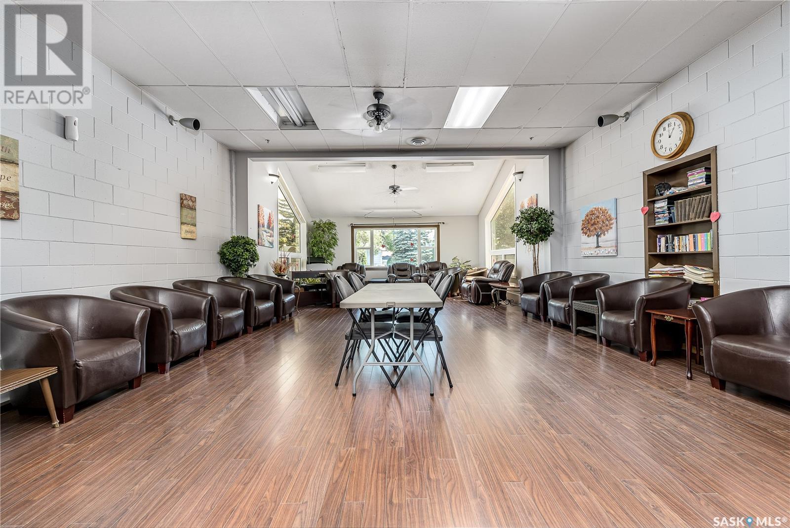 1236 3Rd Avenue Nw, Moose Jaw, SK