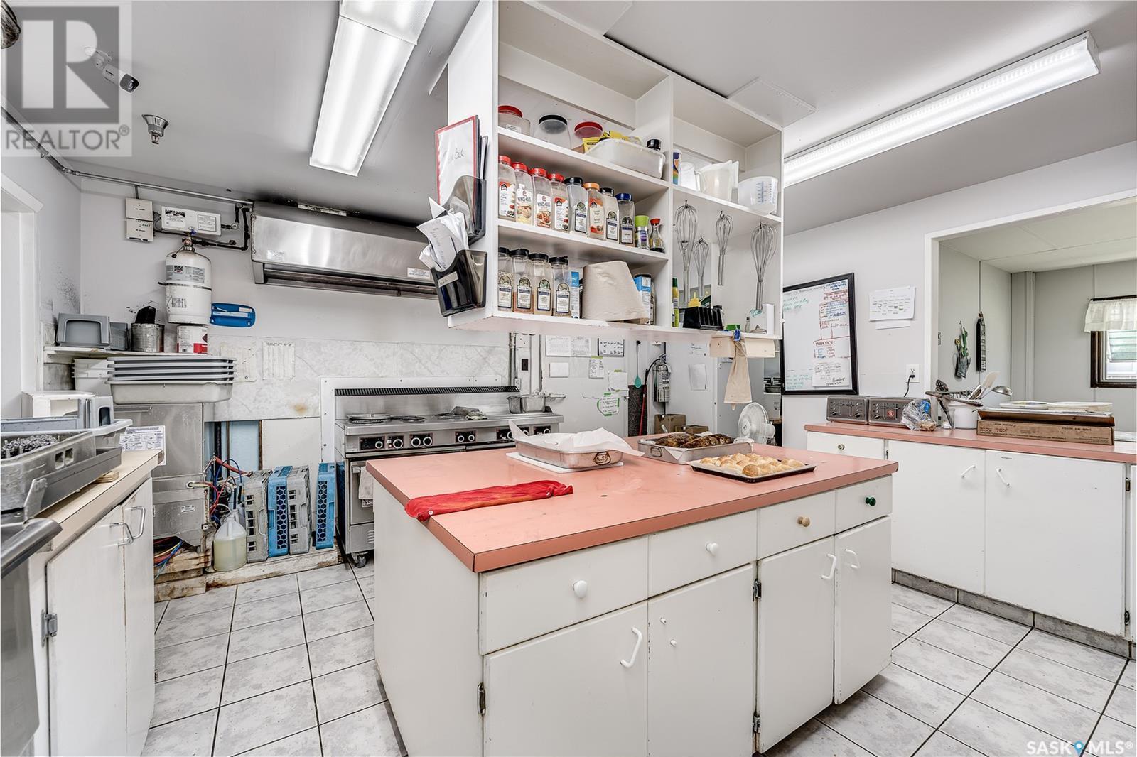 1236 3Rd Avenue Nw, Moose Jaw, SK