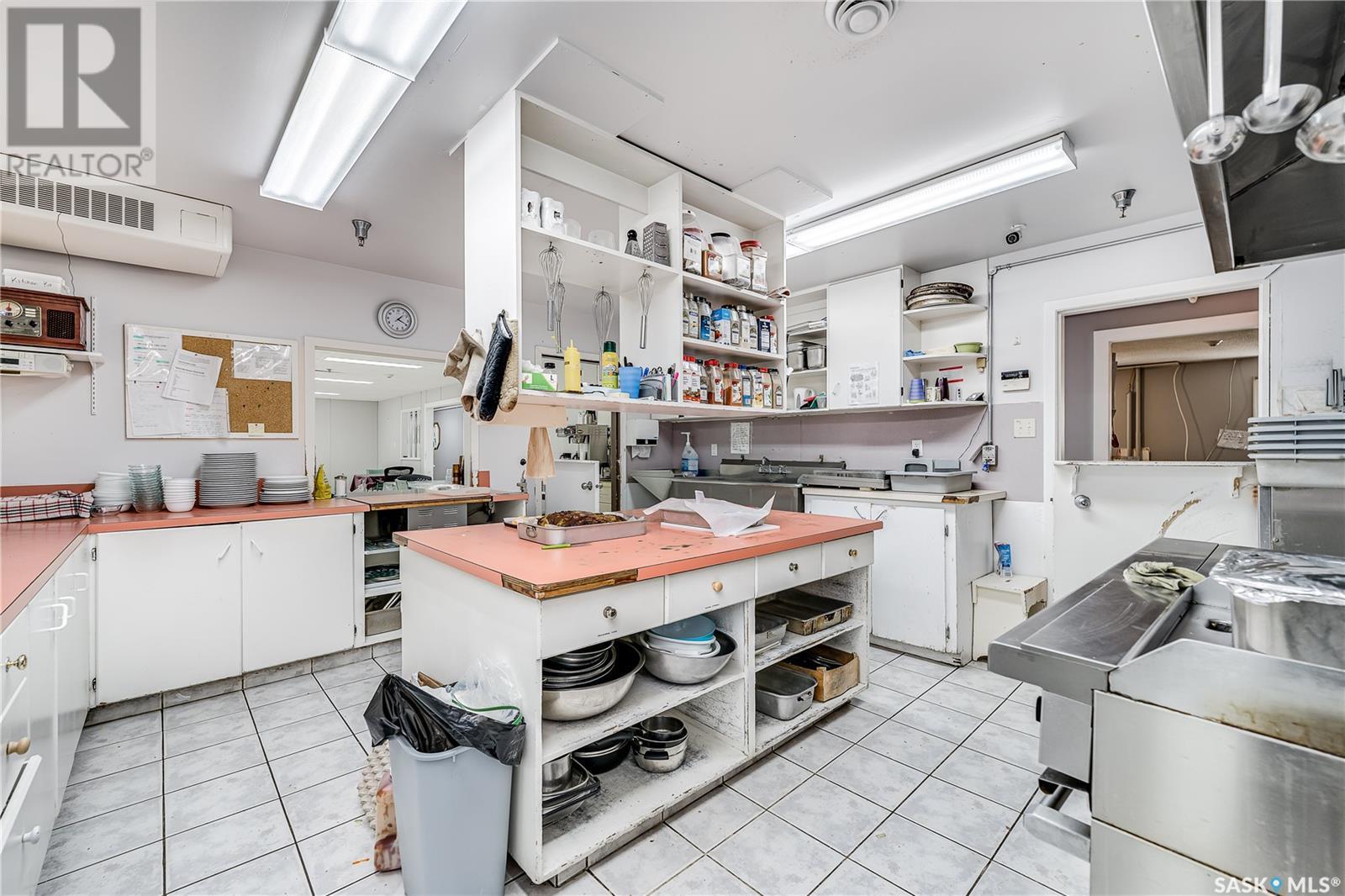 1236 3Rd Avenue Nw, Moose Jaw, SK