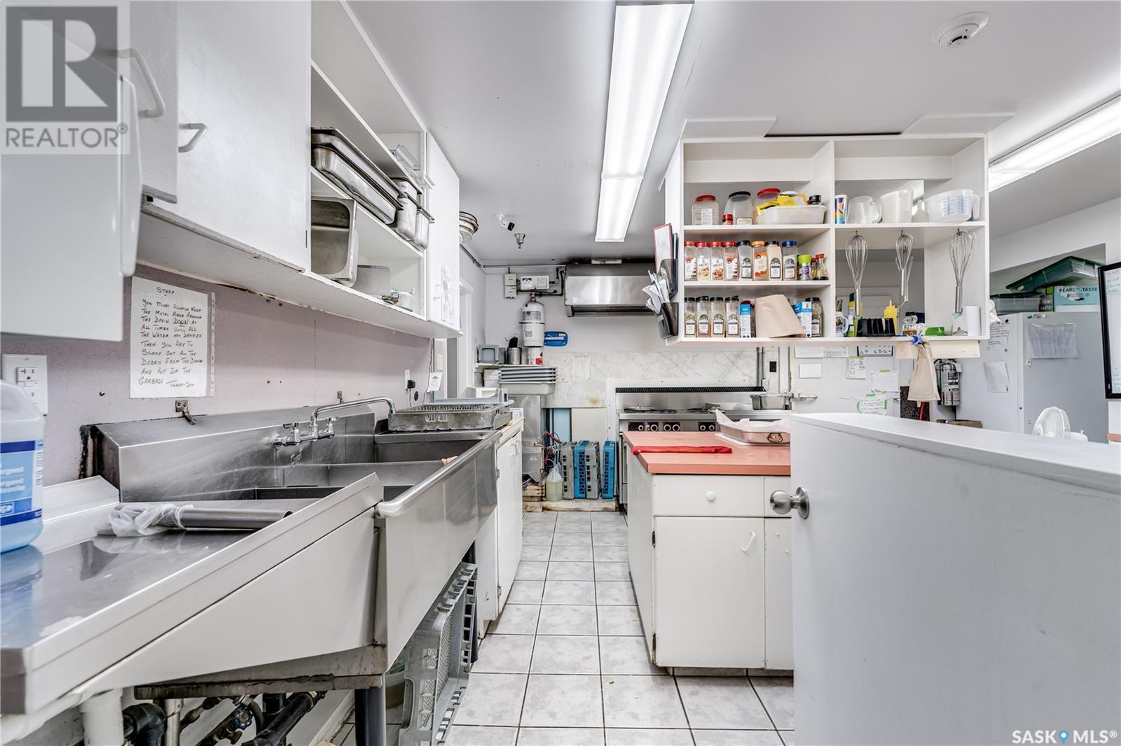 1236 3Rd Avenue Nw, Moose Jaw, SK