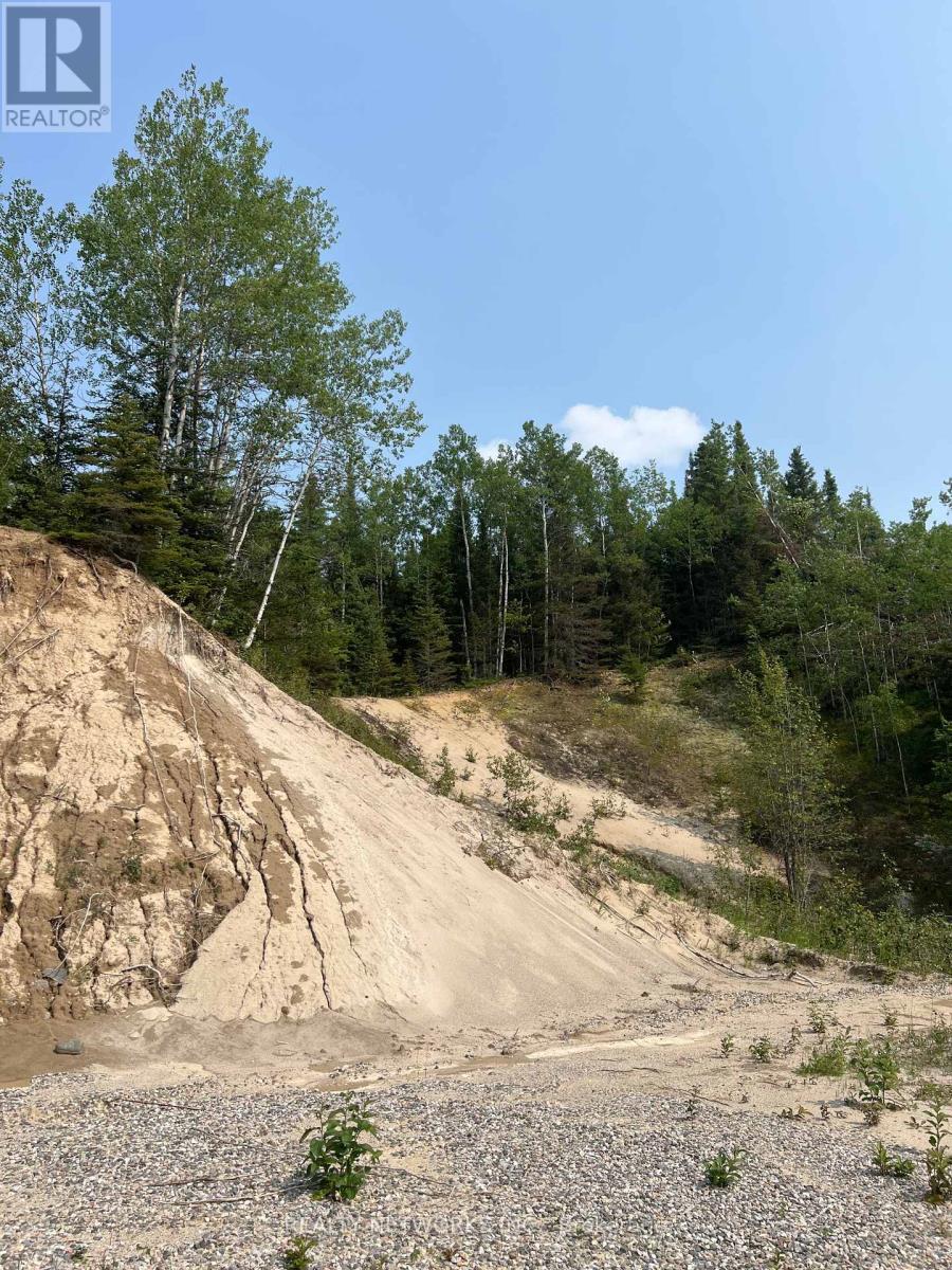 Con 4 Birchill Road E, Cochrane (Cochrane Unorganized), ON