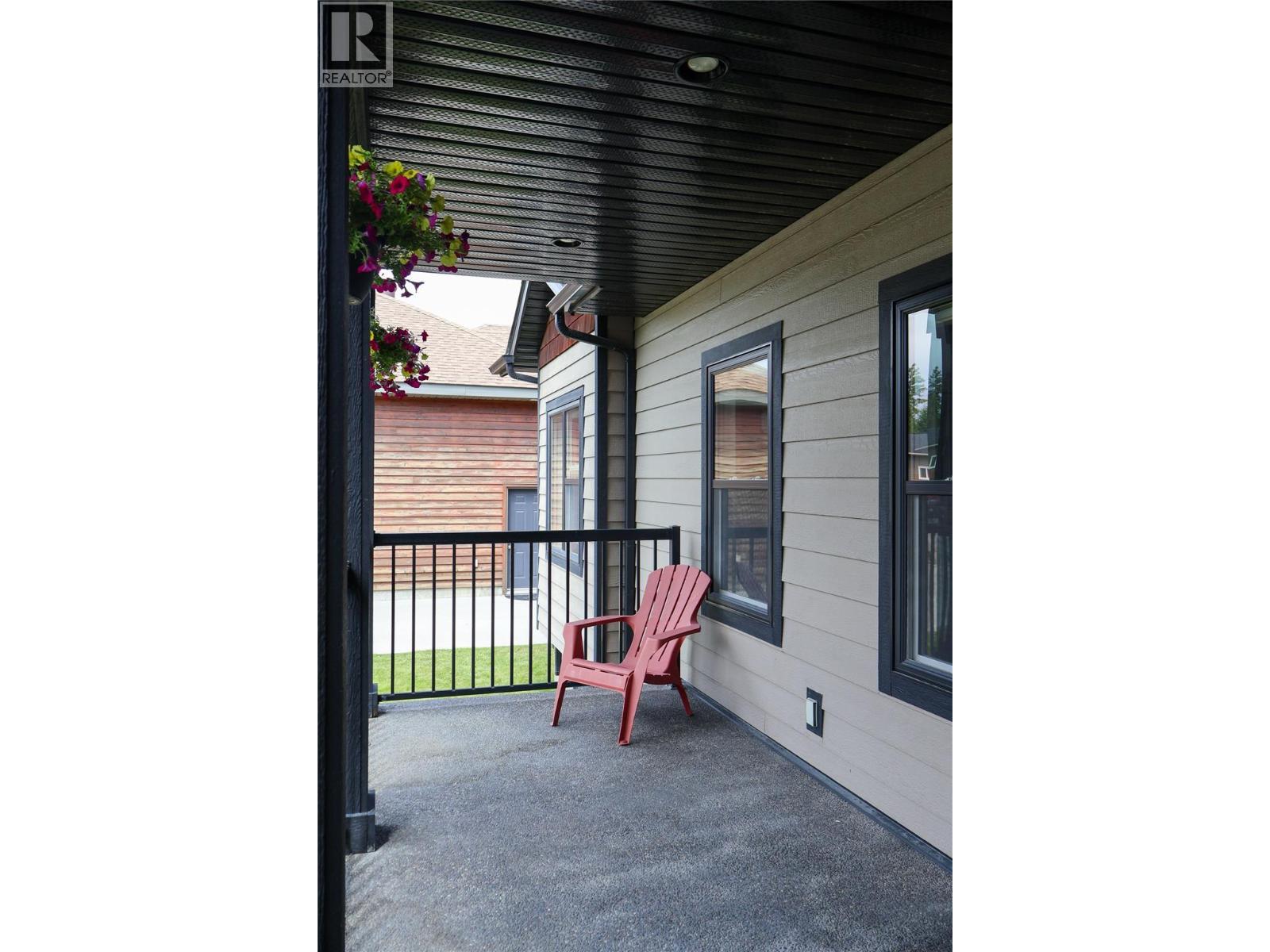1448 Hemlock Street, Golden, BC - Outdoor With Deck Patio Veranda With Exterior