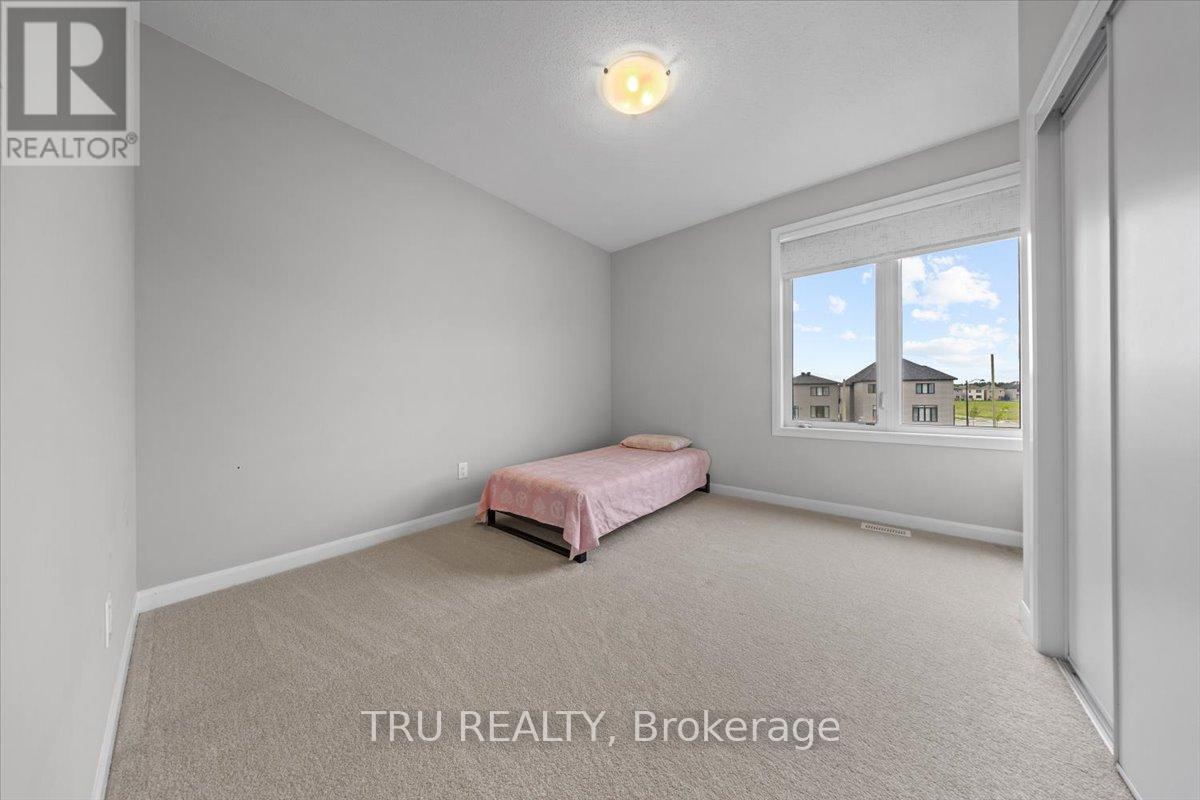 618 Galarneau Way, Ottawa, ON - Indoor