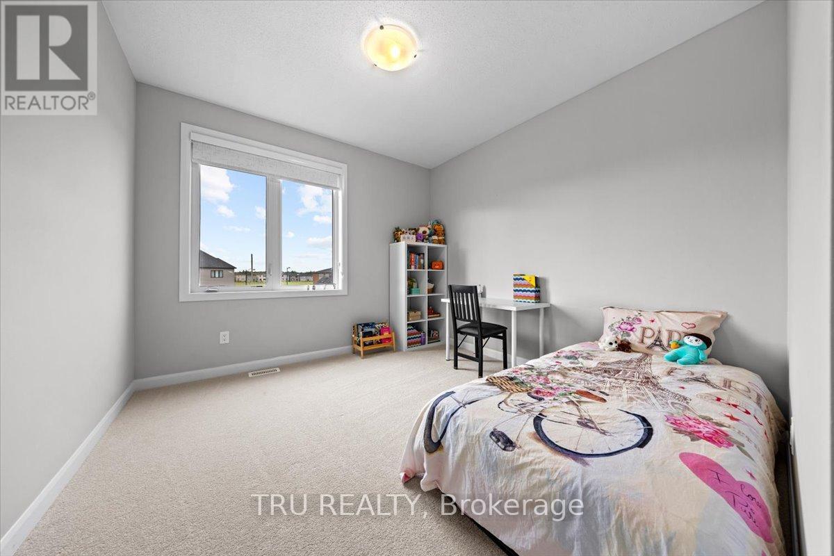 618 Galarneau Way, Ottawa, ON - Indoor Photo Showing Bedroom