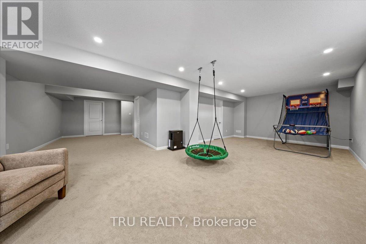 618 Galarneau Way, Ottawa, ON - Indoor