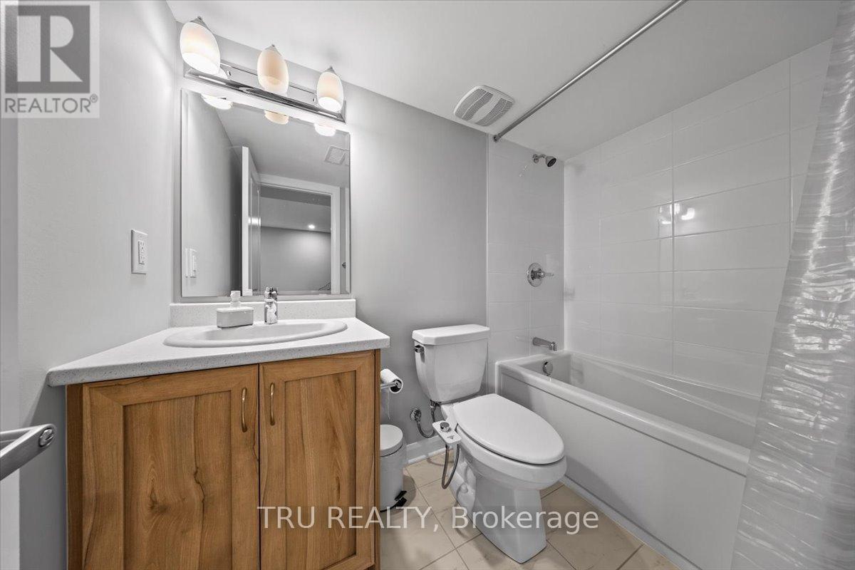 618 Galarneau Way, Ottawa, ON - Indoor Photo Showing Bathroom