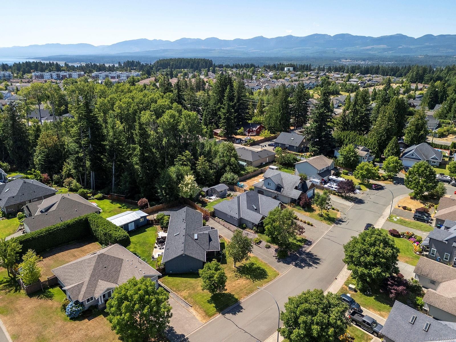 2695 Carstairs Dr, Courtenay, BC