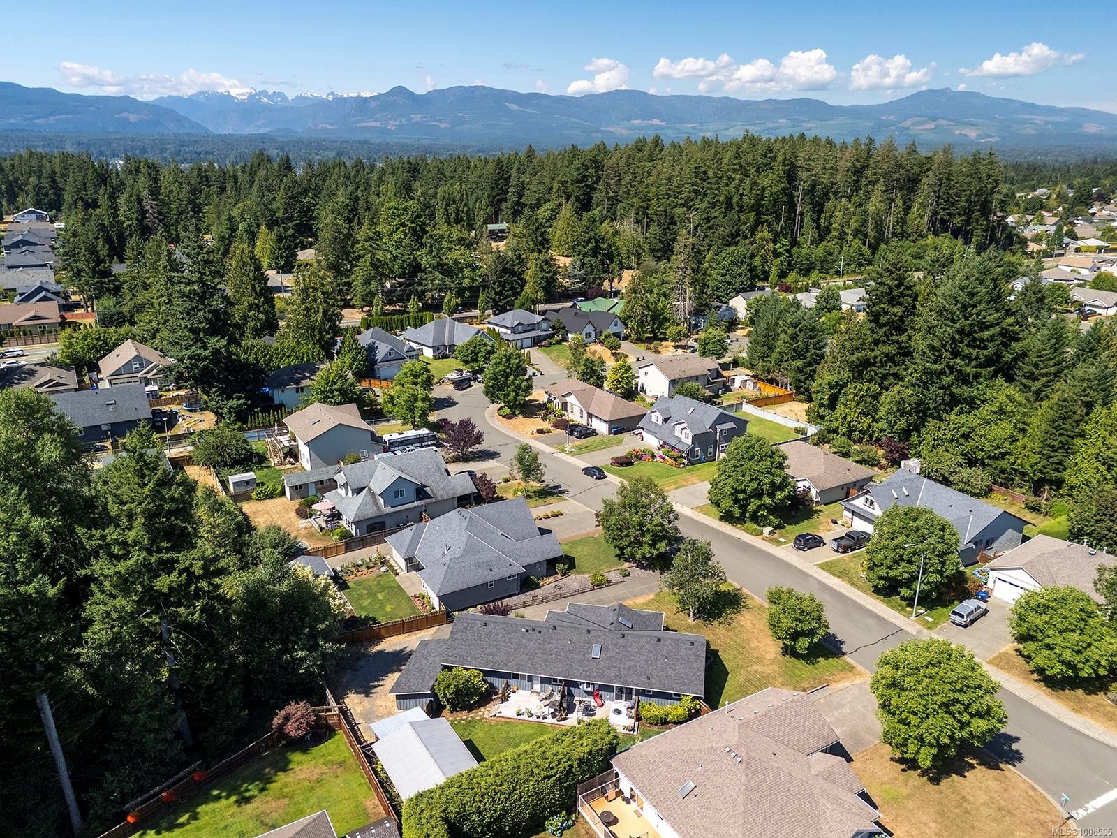 2695 Carstairs Dr, Courtenay, BC