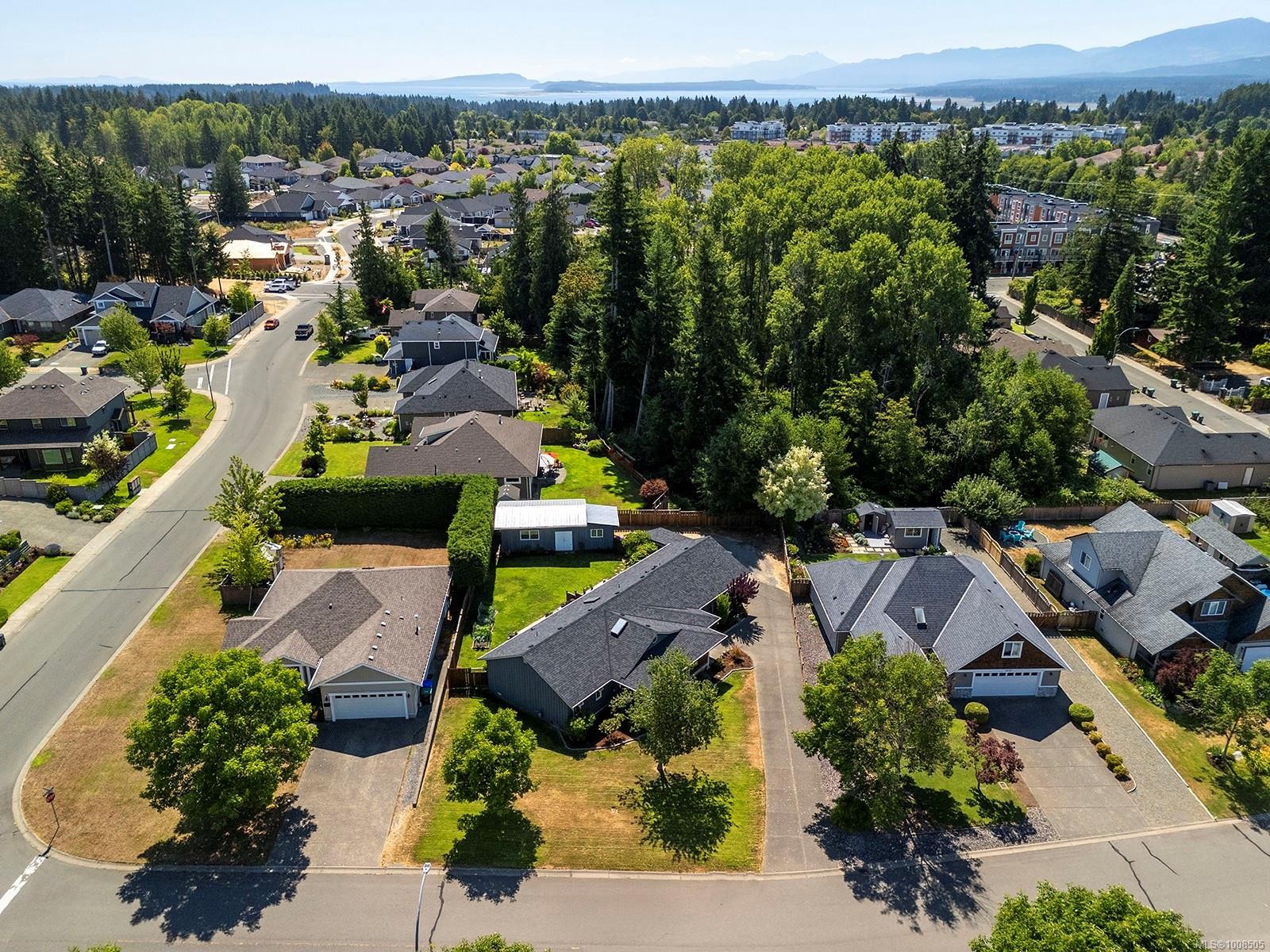 2695 Carstairs Dr, Courtenay, BC