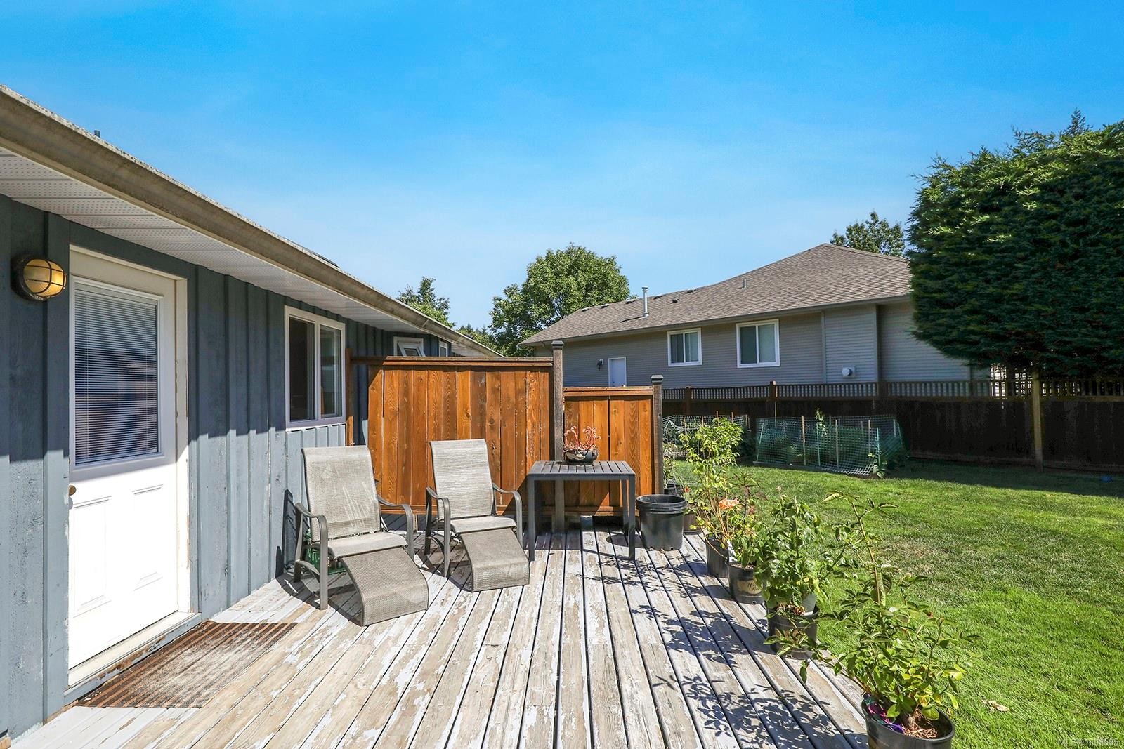 2695 Carstairs Dr, Courtenay, BC