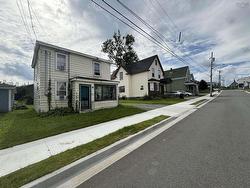 16 Fletcher St Glace Bay, NS B1A 3E3