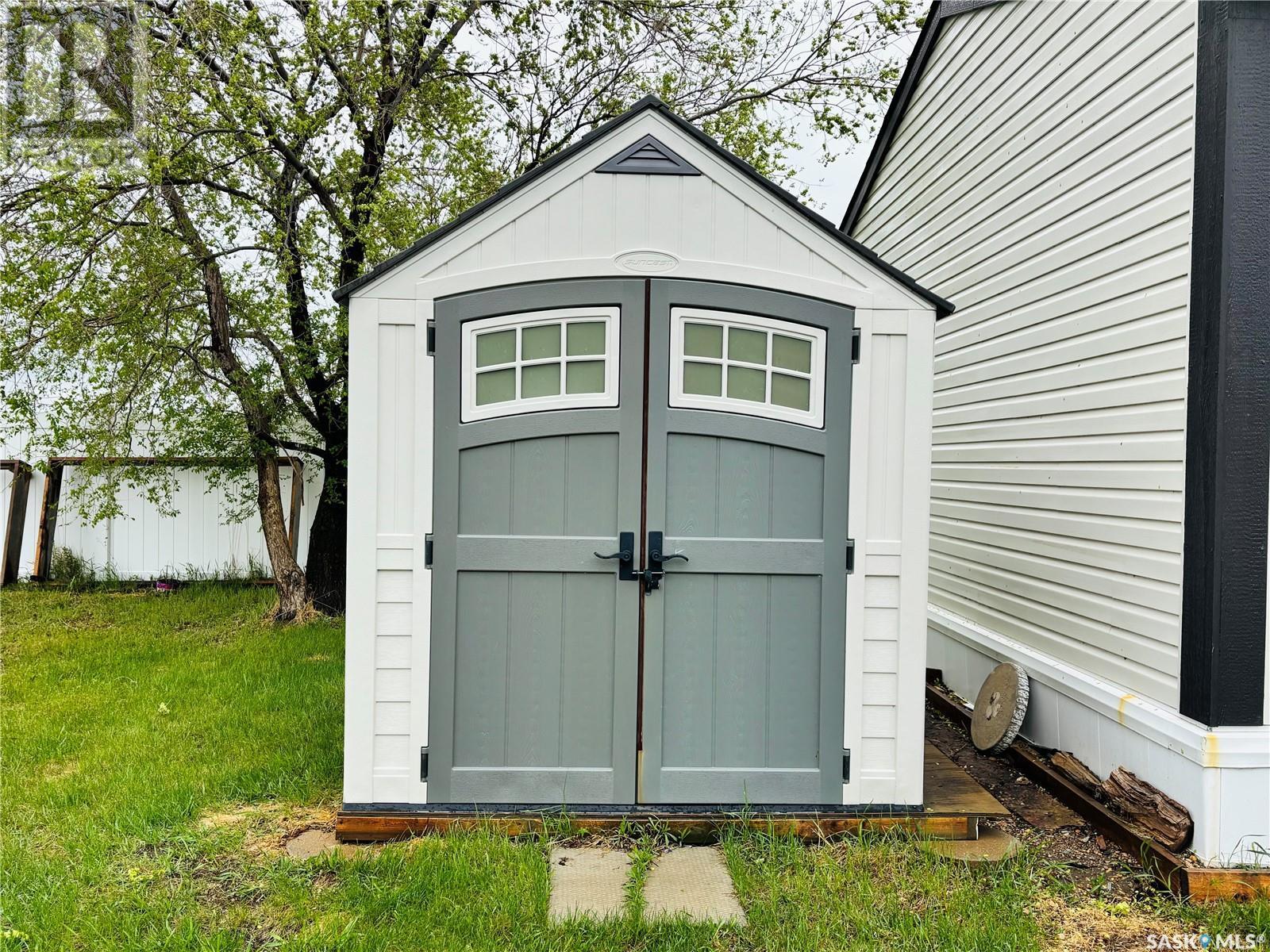 18 2004 Alice Road, Estevan, SK