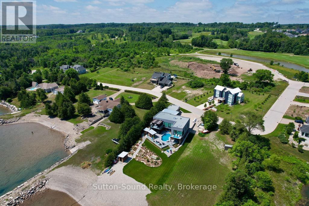 542 Punkinseed Lane, Georgian Bluffs, ON