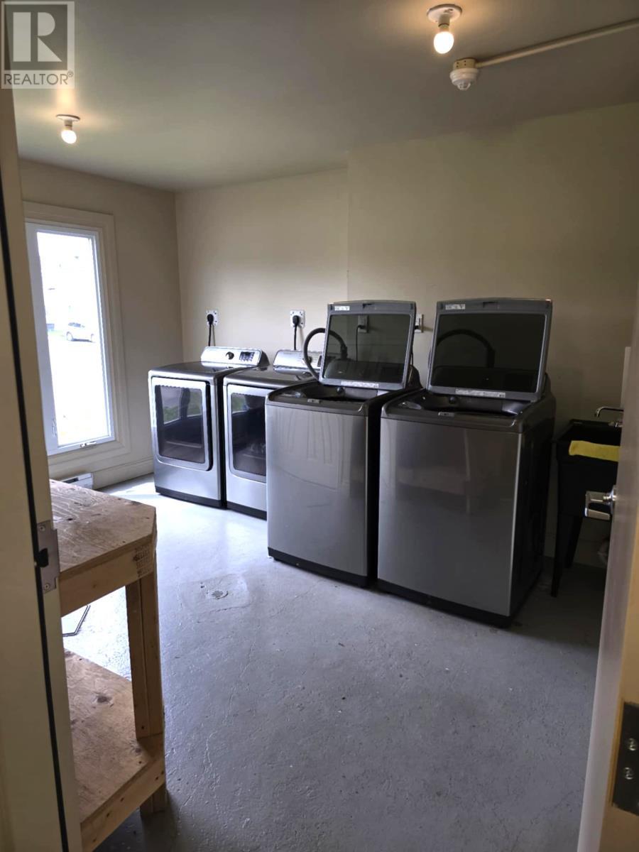 1001 Bartlett Drive, Labrador City, NL - Indoor Photo Showing Laundry Room